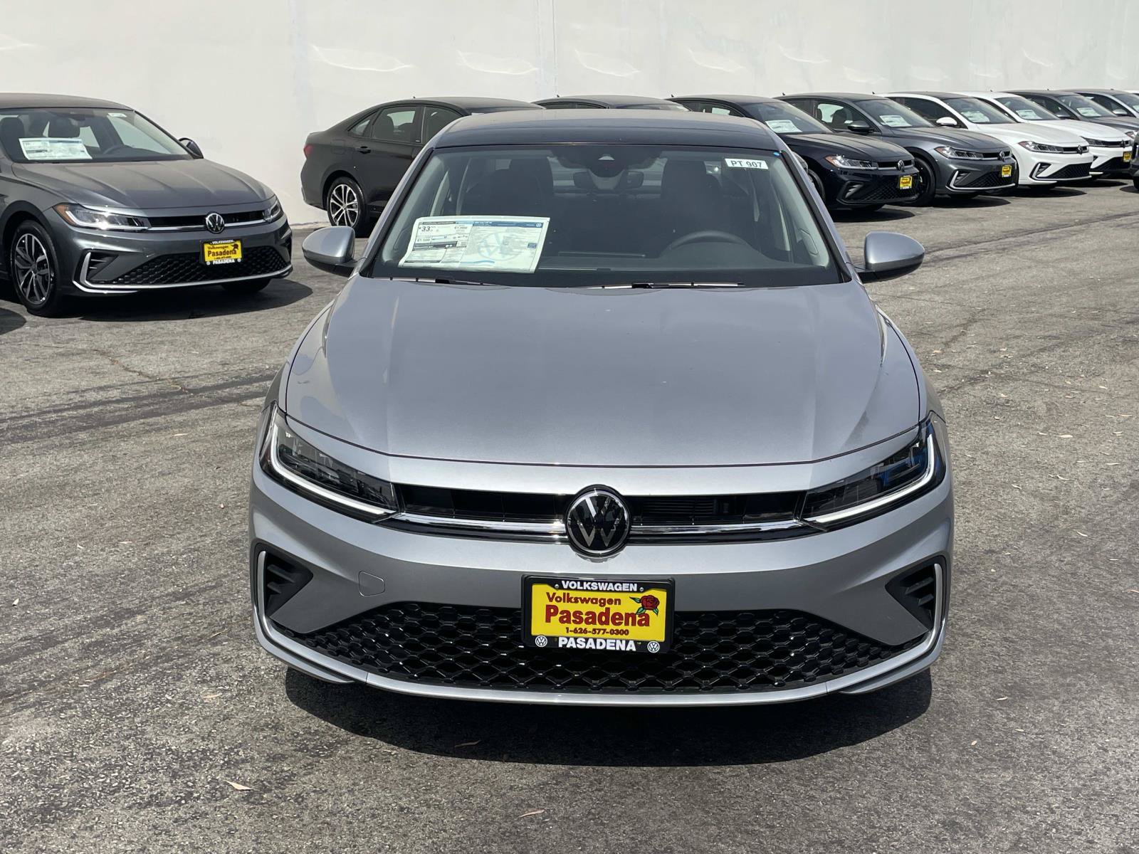 New 2026 Volkswagen Jetta SE FWD image 2