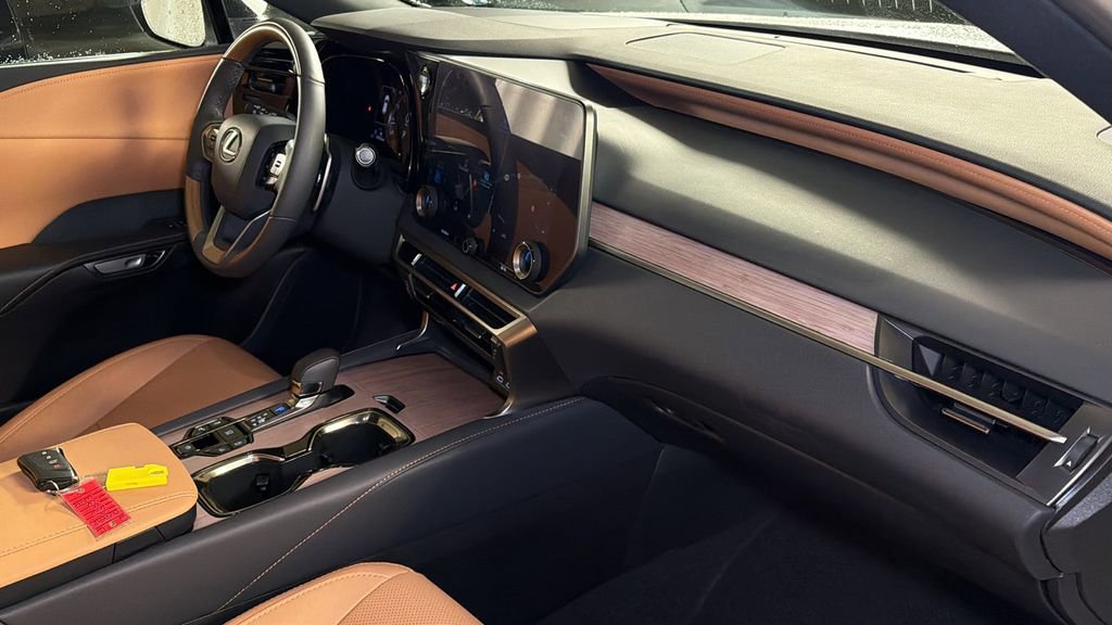 Certified 2024 Lexus RX 350 Premium w/ Accessory Package (K3) image 11