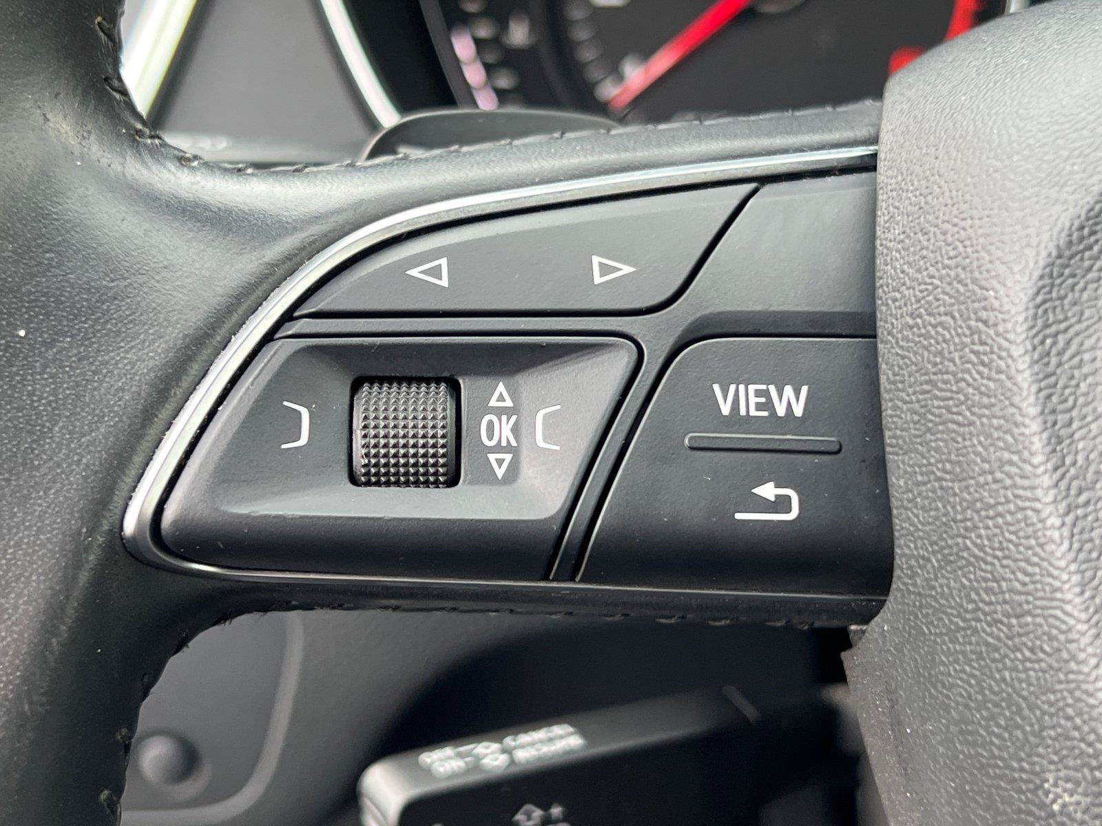 Used 2020 Audi Q5 2.0T Premium AWD/4WD image 25