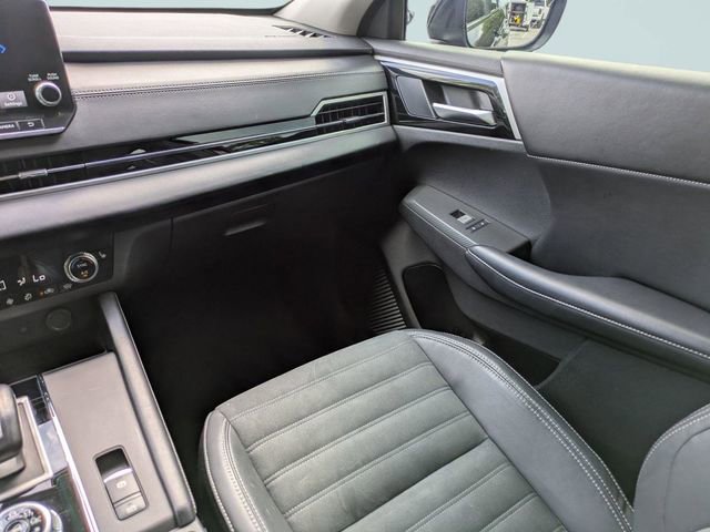 Used 2022 Mitsubishi Outlander SE image 19