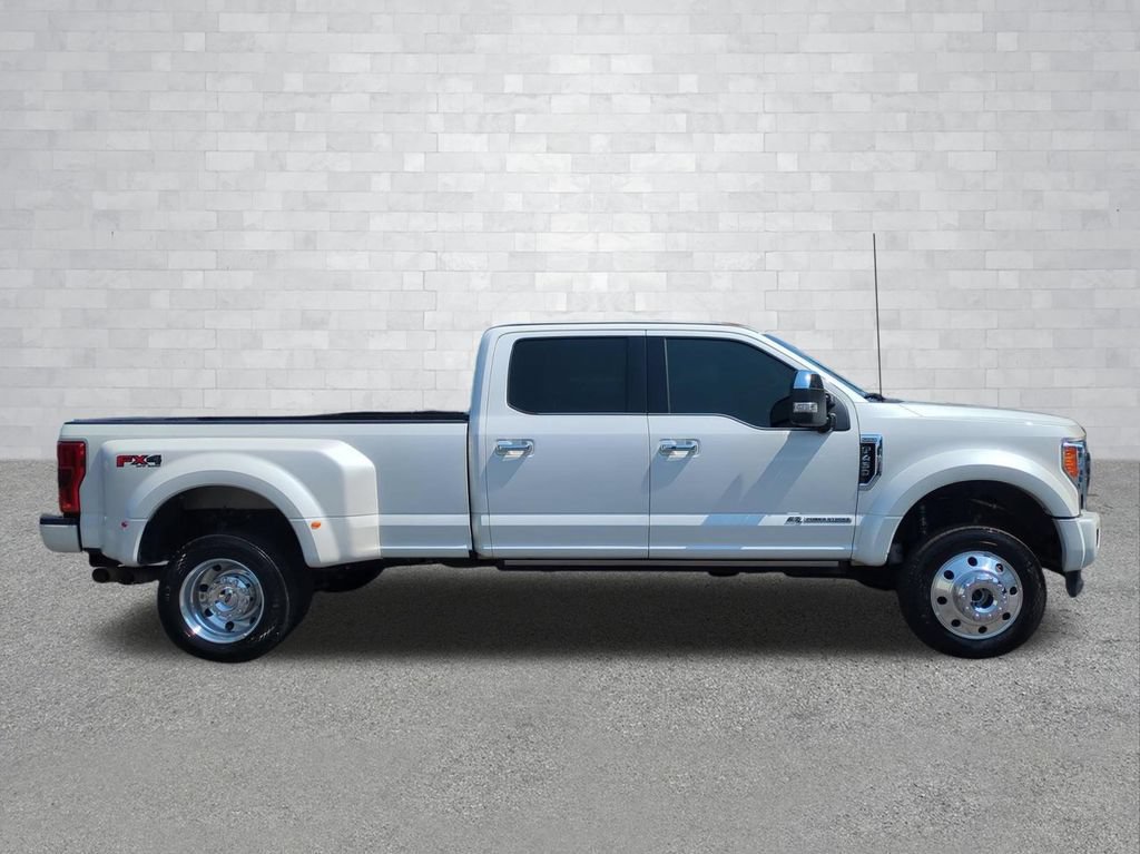 Used 2019 Ford F450 Platinum w/ Platinum Ultimate Package AWD/4WD image 3