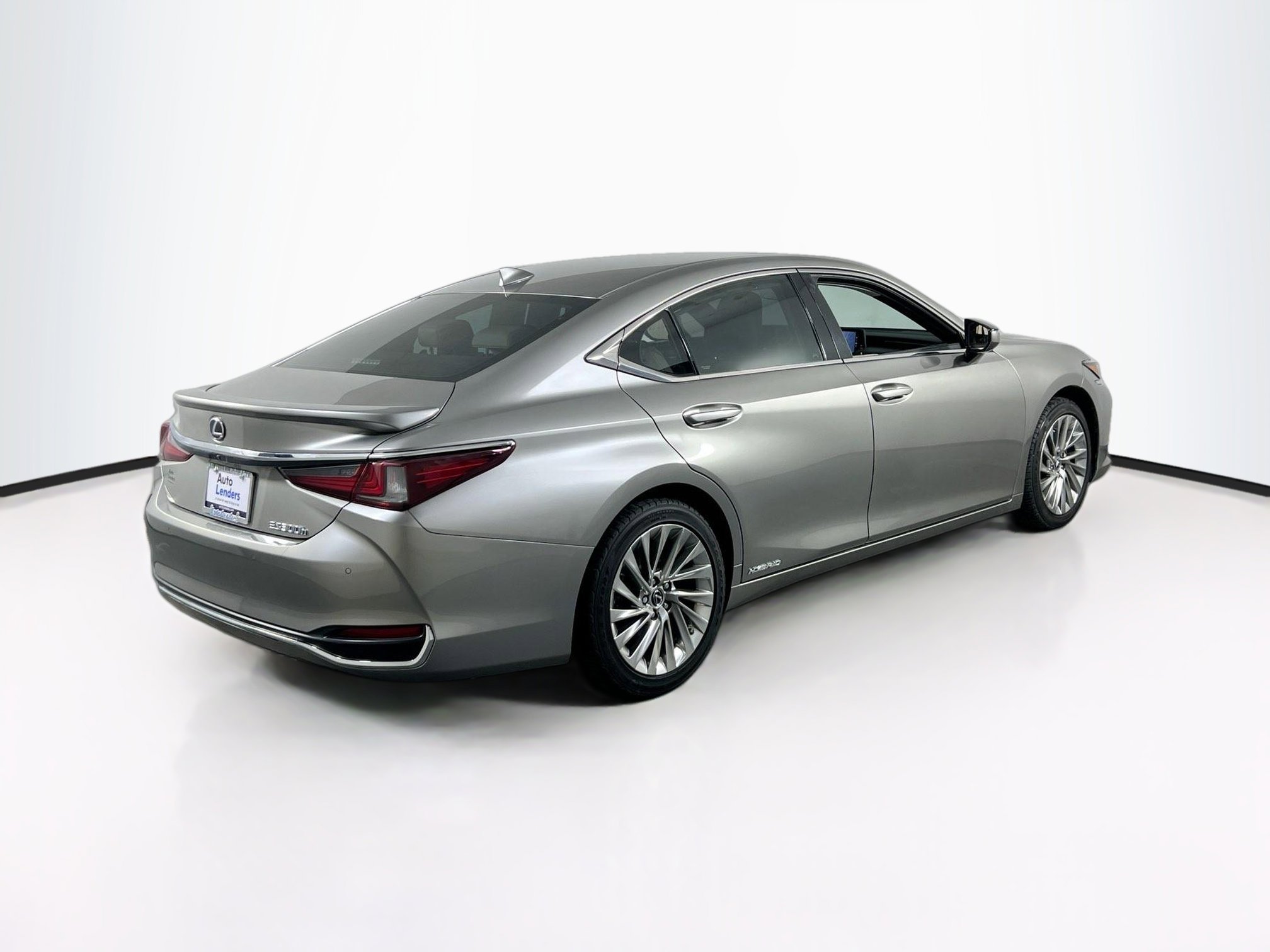 Used 2021 Lexus ES 300h Ultra Luxury w/ Accessory Package 2 image 5