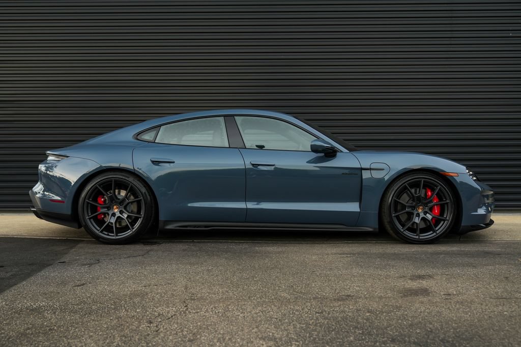 New 2026 Porsche Taycan GTS AWD/4WD image 37
