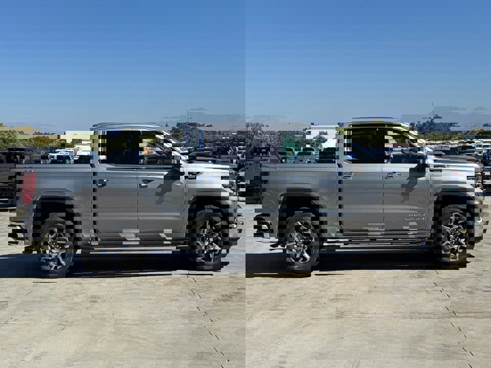 Used 2026 GMC Sierra 1500 SLT w/ SLT Premium Plus Package image 7