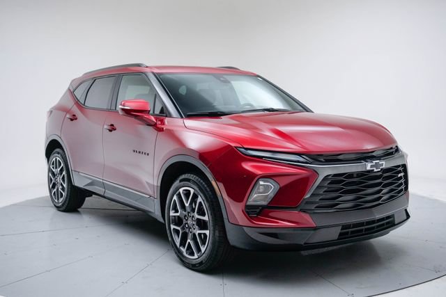 Used 2023 Chevrolet Blazer RS w/ Enhanced Convenience Package image 9