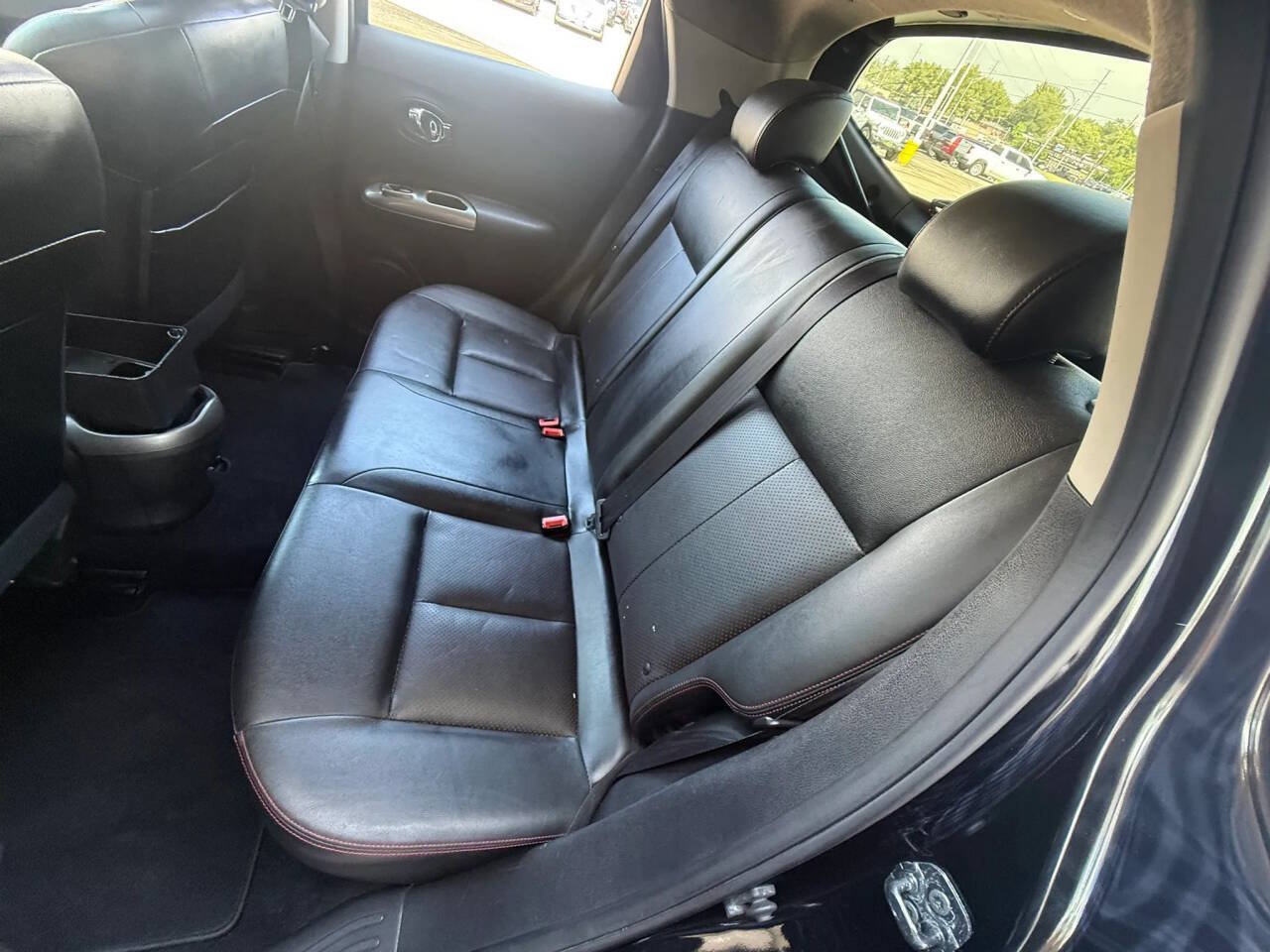 Used 2014 Nissan Juke SL AWD/4WD image 17