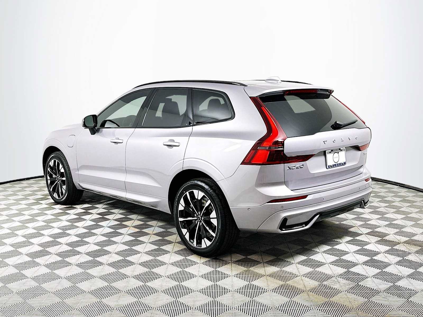 New 2026 Volvo XC60 T8 Plus w/ Protection Package AWD/4WD image 5