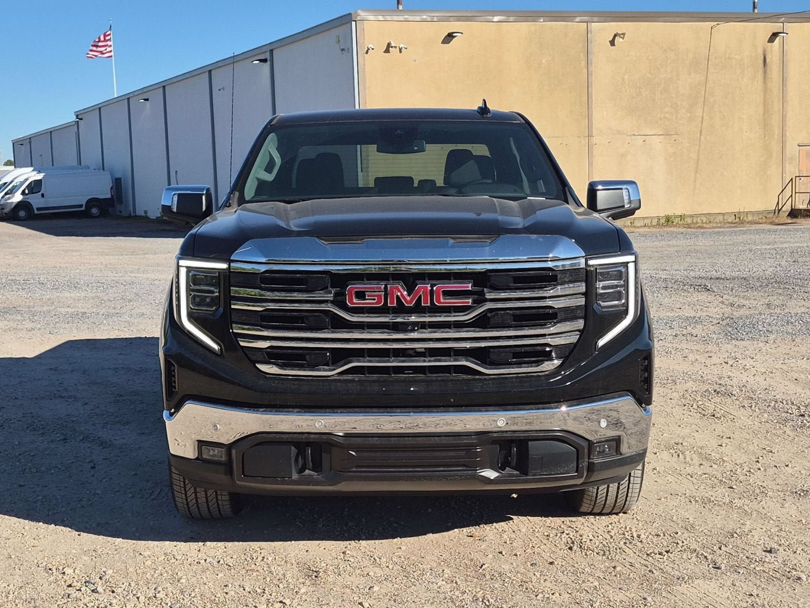 New 2026 GMC Sierra 1500 SLT w/ SLT Premium Package AWD/4WD image 9