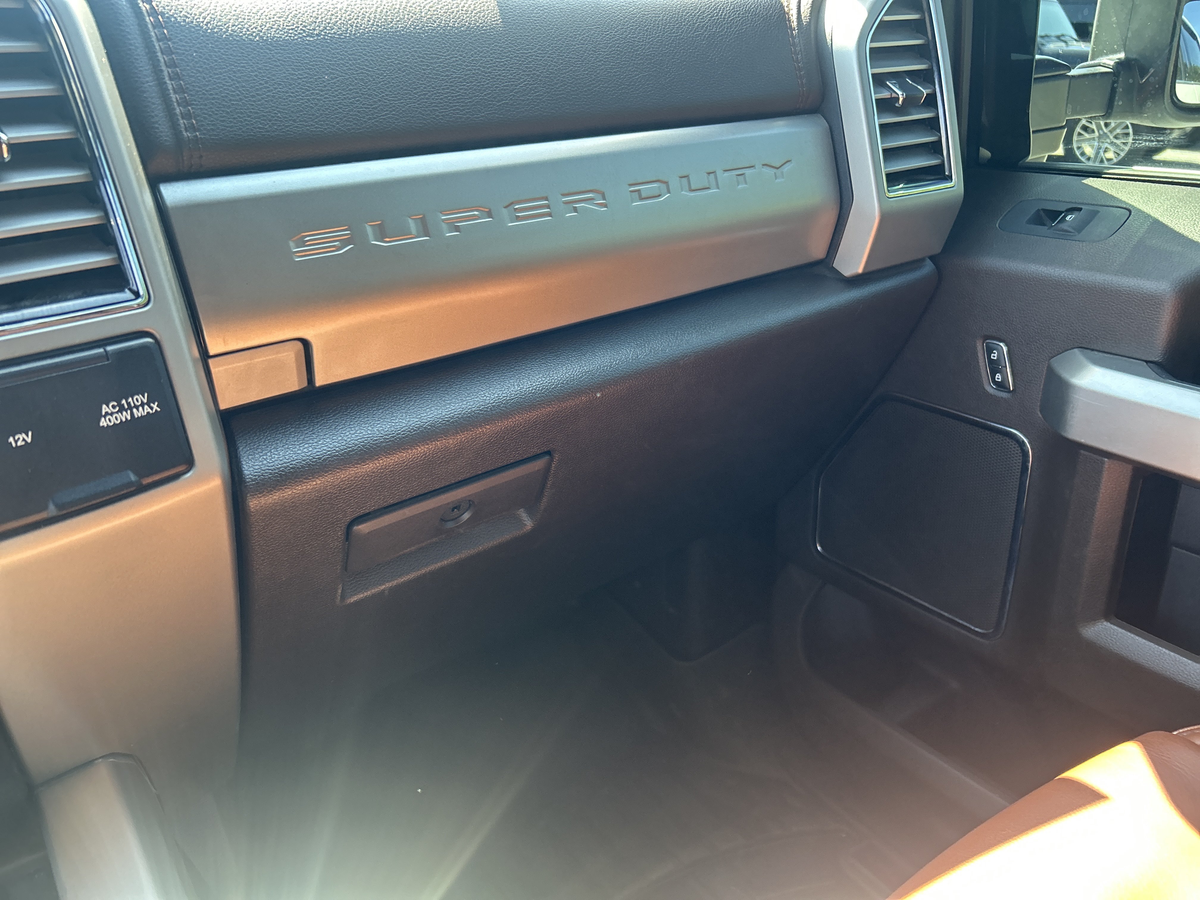 Used 2021 Ford F350 King Ranch w/ King Ranch Ultimate Package AWD/4WD image 34