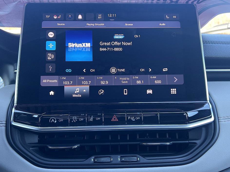 Used 2023 Jeep Compass Limited image 24