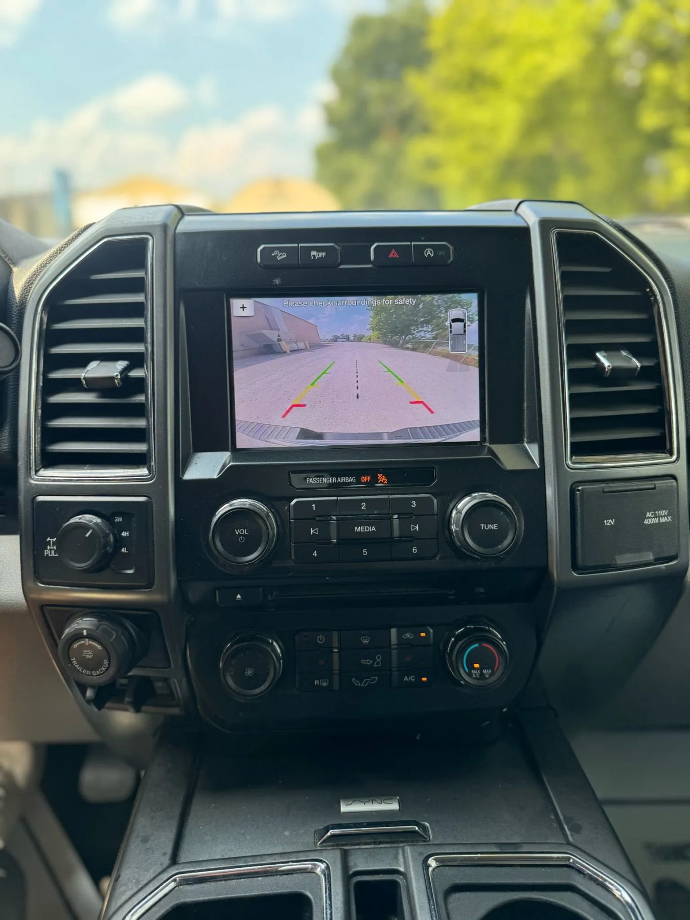 Used 2017 Ford F150 XLT w/ Equipment Group 302A Luxury image 13