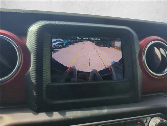 Used 2019 Jeep Wrangler Unlimited Rubicon w/ LED Lighting Group image 13