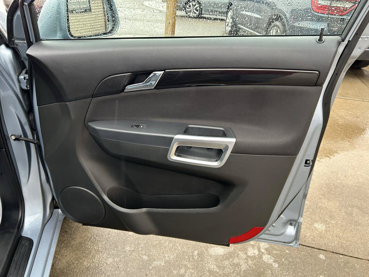 Used 2013 Chevrolet Captiva Sport LT FWD image 16