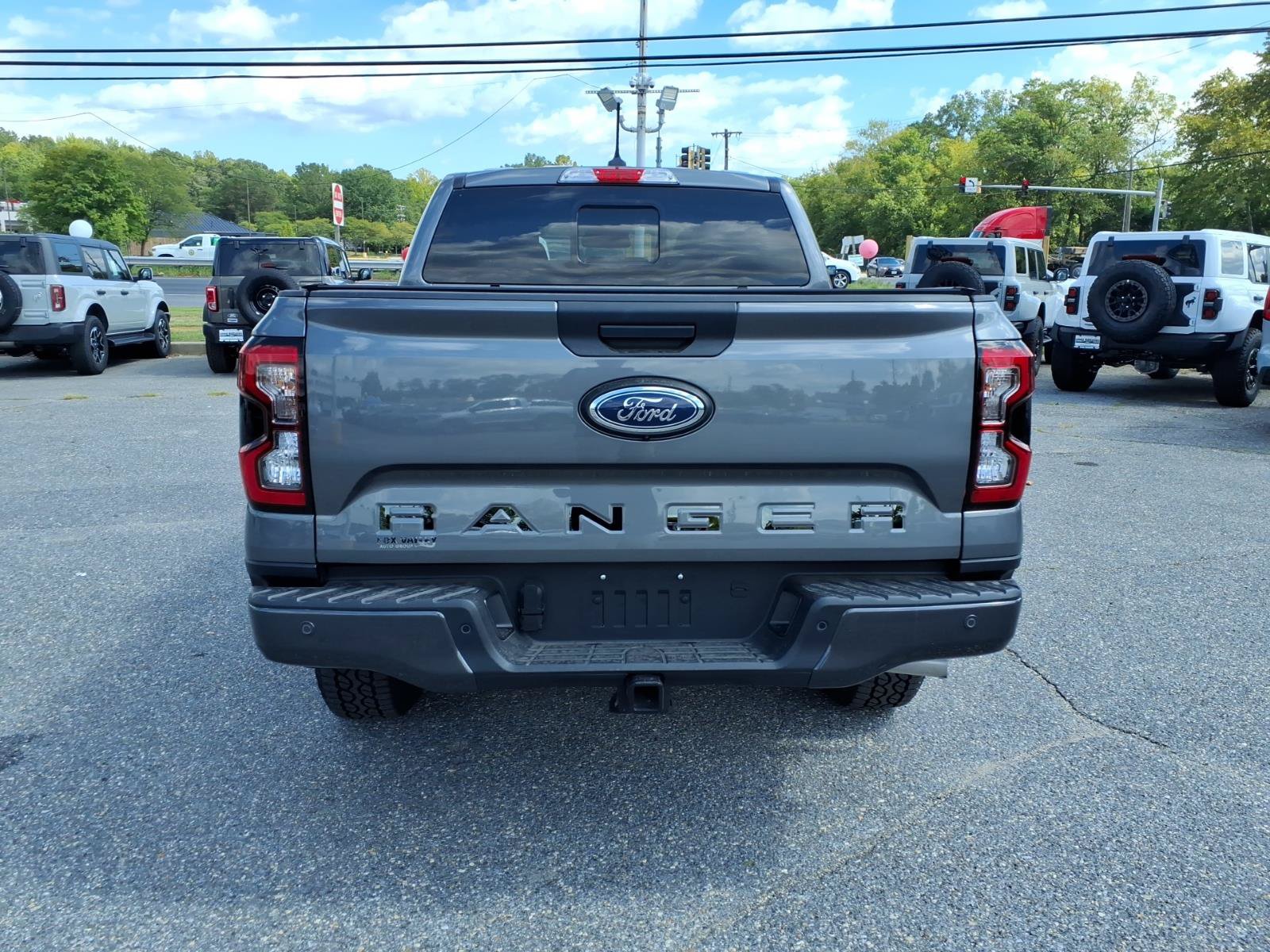 Used 2026 Ford Ranger Lariat w/ FX4 Off-Road Package AWD/4WD image 5