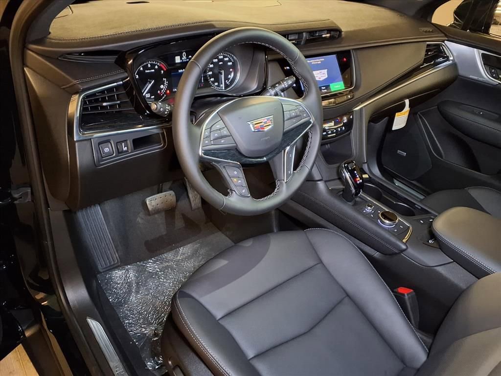 New 2025 Cadillac XT5 Premium Luxury FWD image 15
