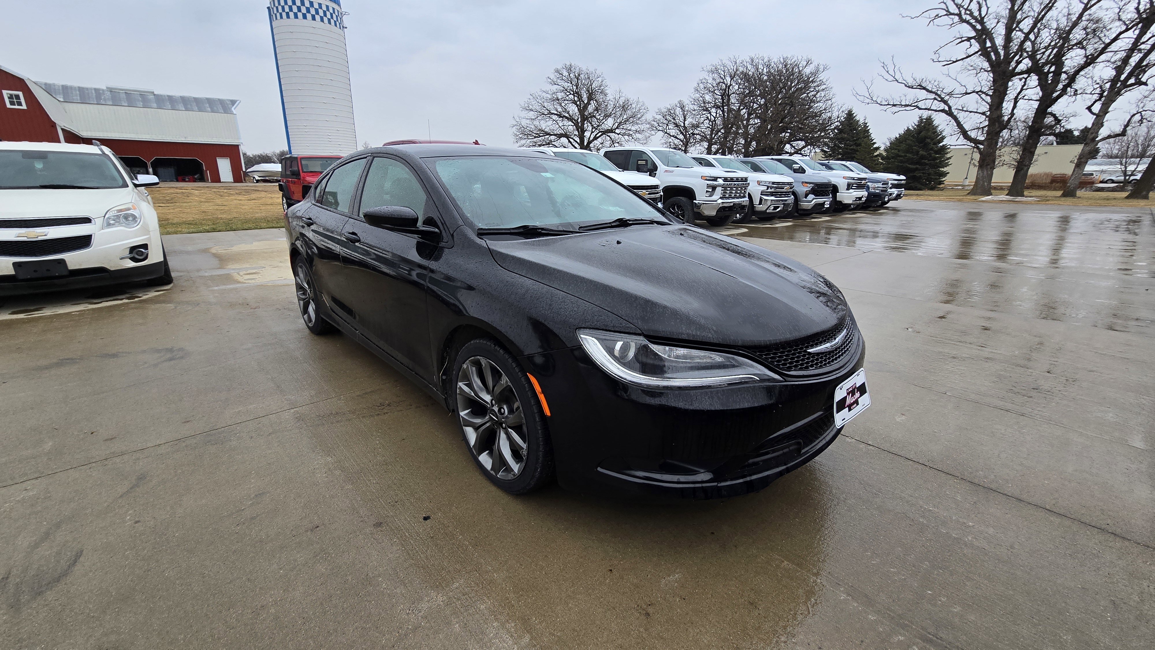 Used 2015 Chrysler 200 S w/ Navigation & Sound Group I image 3