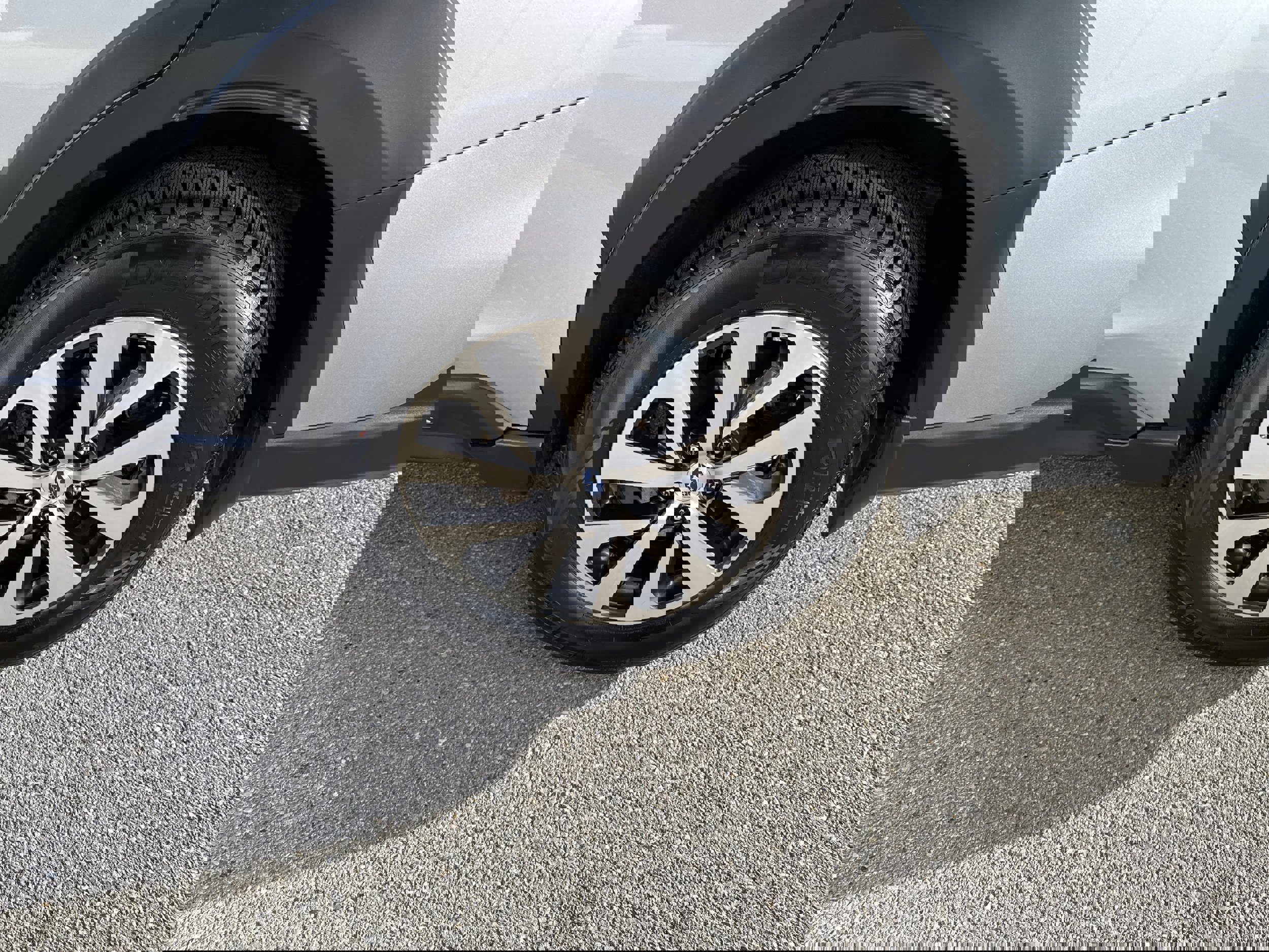 Used 2023 Subaru Outback Premium image 8