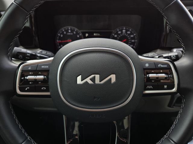 Used 2022 Kia Sorento EX w/ Panoramic Sunroof Package image 29