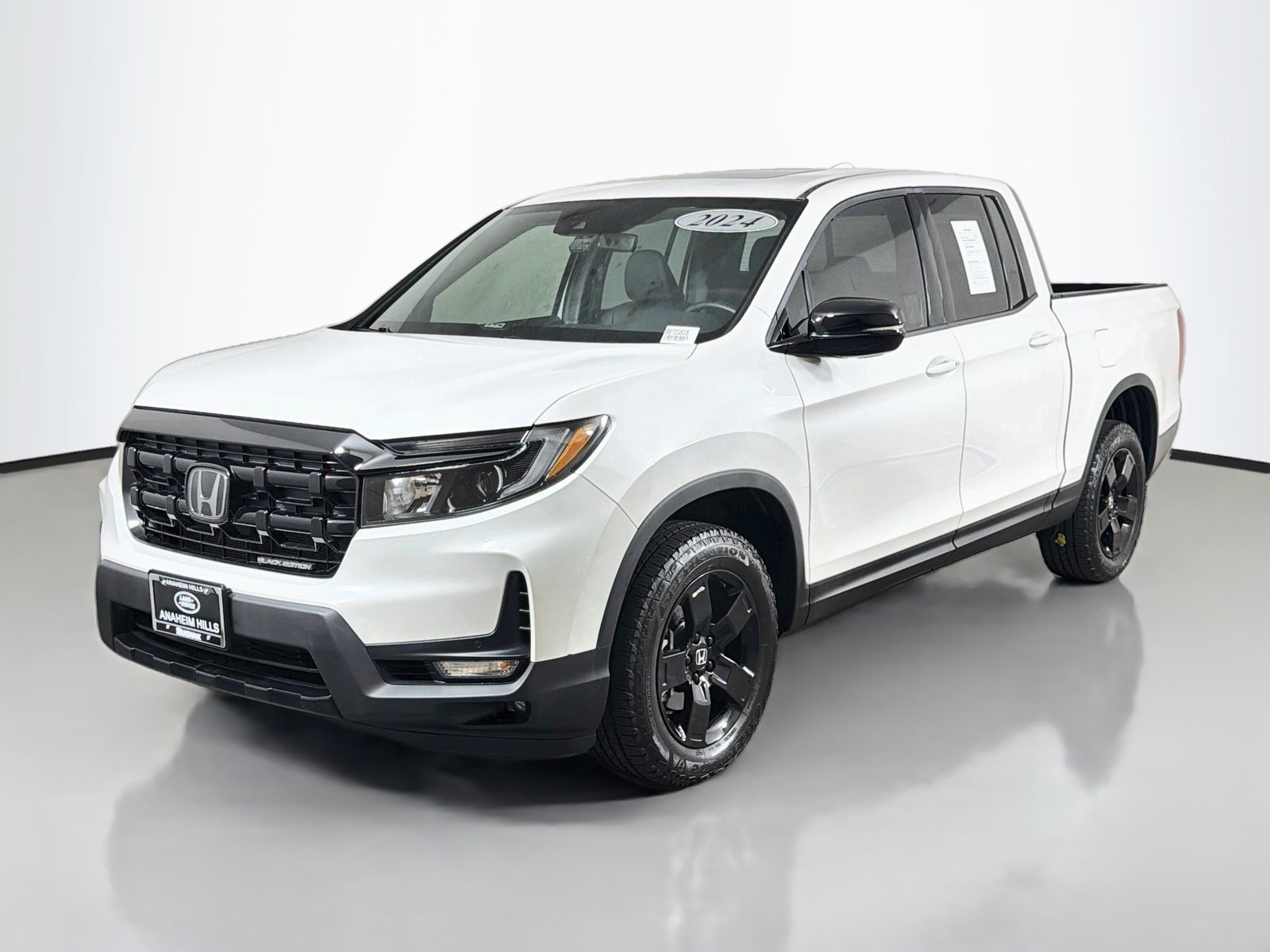Used 2024 Honda Ridgeline Black Edition image 1
