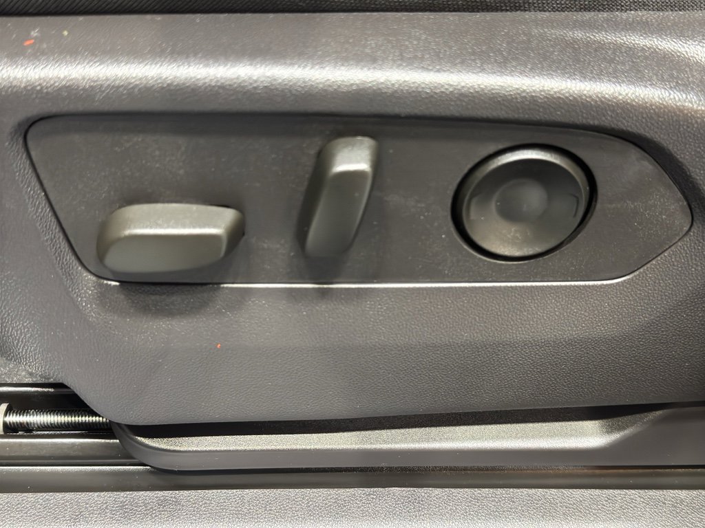 Used 2024 Chevrolet Silverado 1500 RST image 16