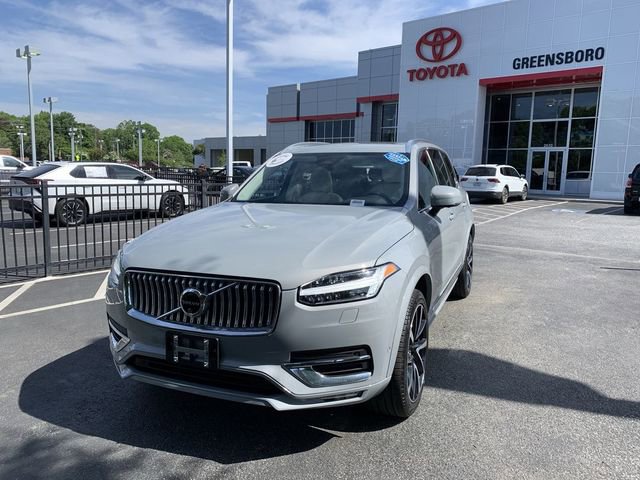 Used 2024 Volvo XC90 B5 Plus AWD/4WD image 4