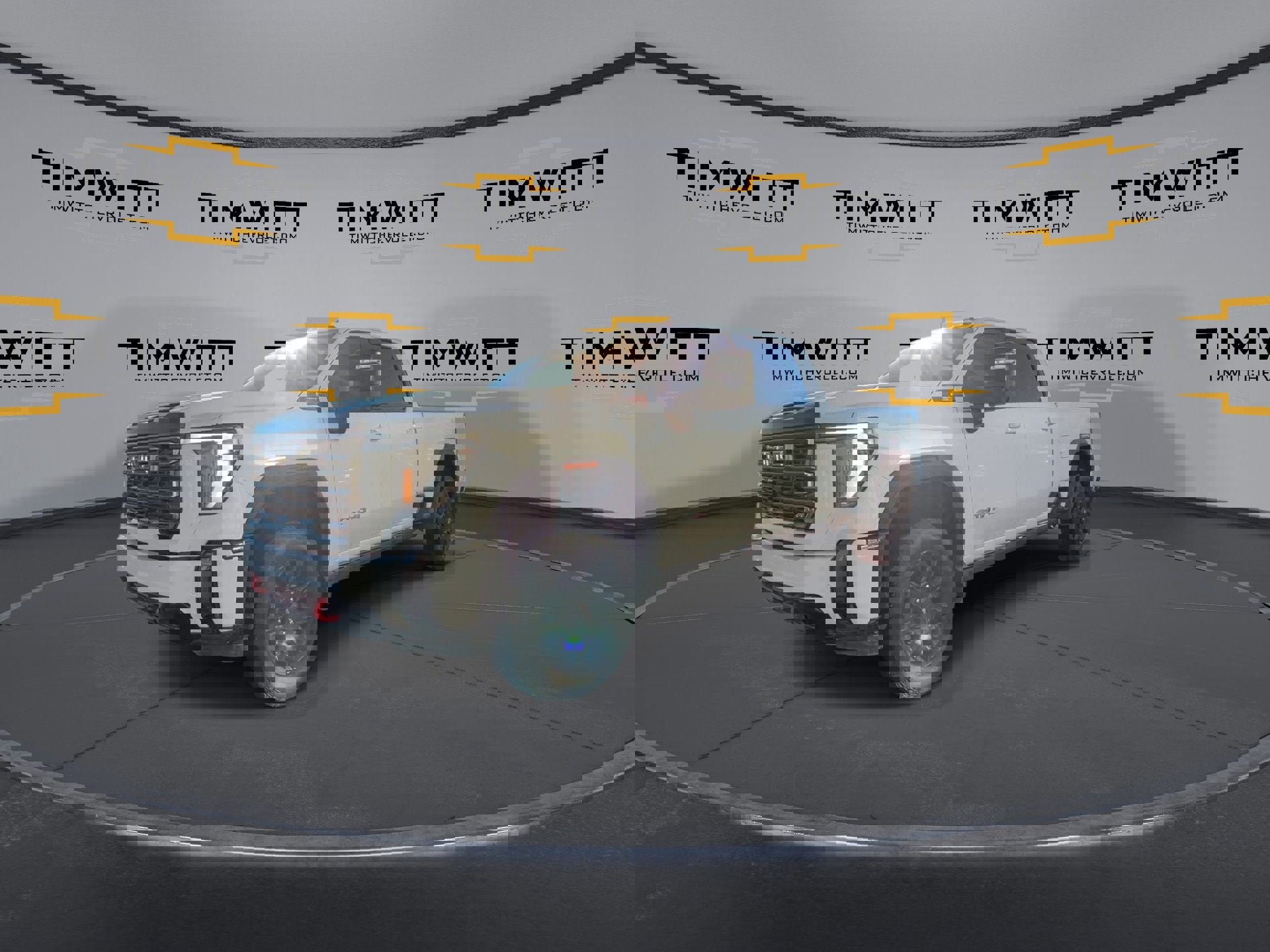 Used 2024 GMC Sierra 2500 AT4 w/ AT4 Premium Plus Package image 5