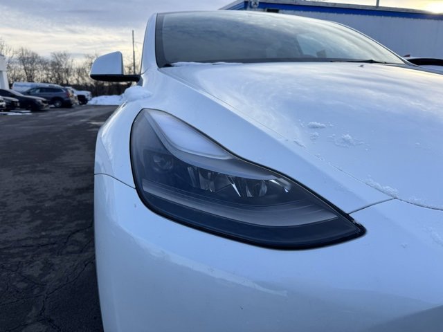 Used 2024 Tesla Model Y Performance image 10