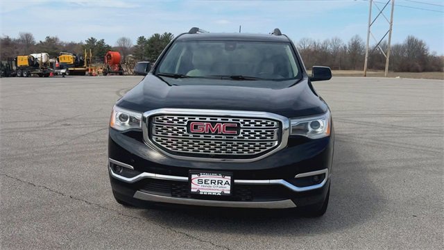 Used 2019 GMC Acadia Denali w/ Technology Package image 3