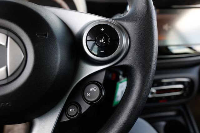 Used 2016 smart fortwo Prime image 24