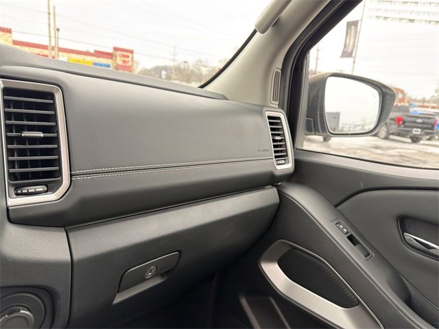 Used 2022 Nissan Frontier SV w/ Technology Package image 20