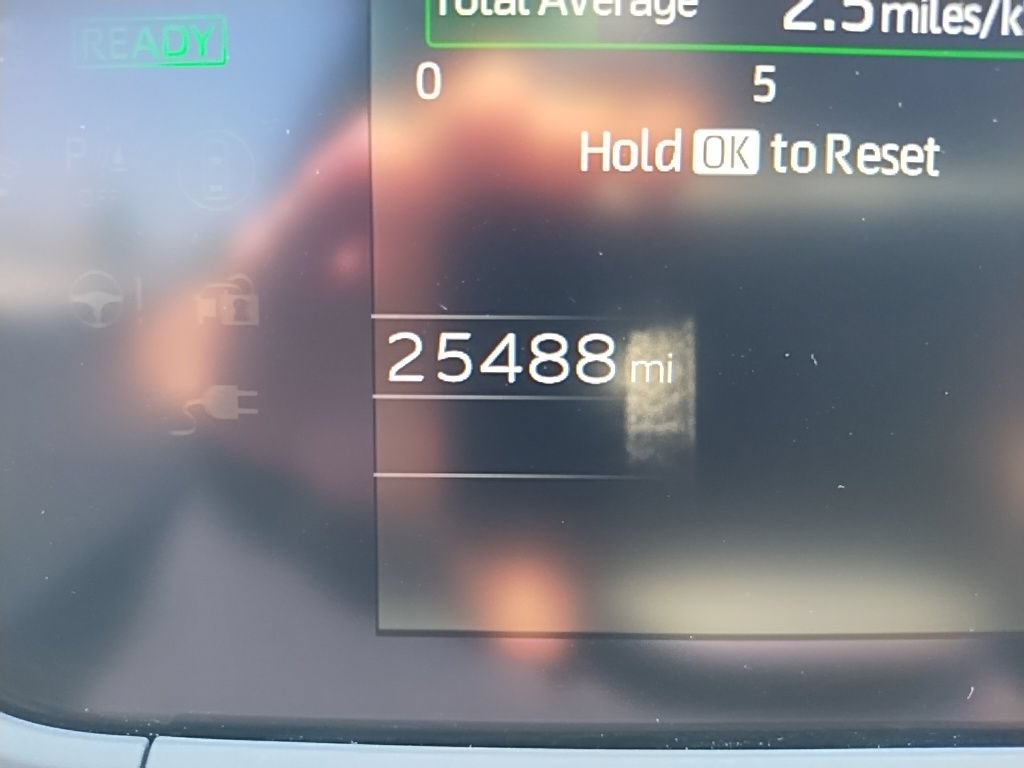 Certified 2023 Subaru Solterra AWD image 27