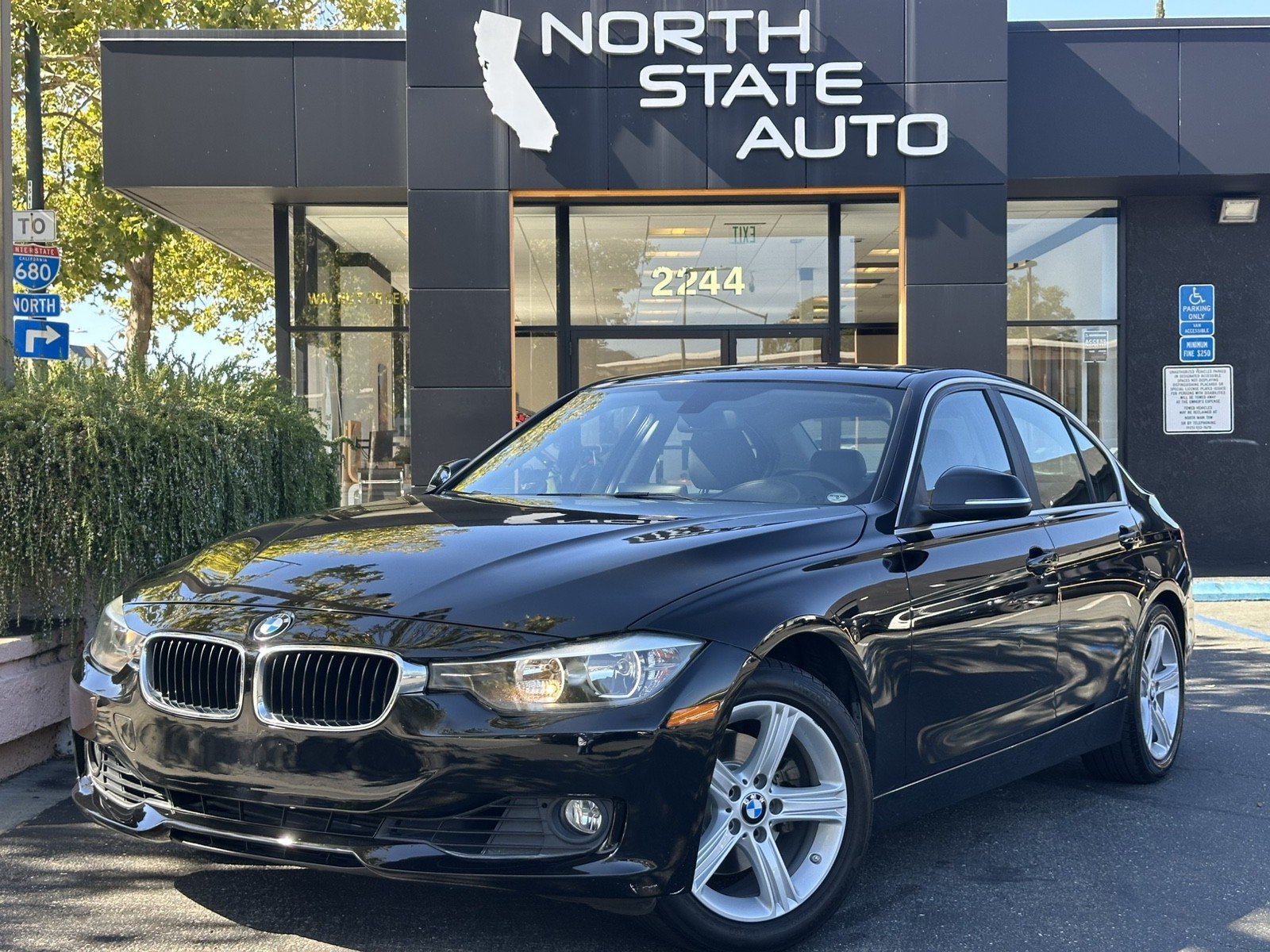 Used 2015 BMW 328i Sedan RWD image 3
