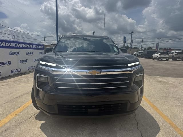 Used 2024 Chevrolet Traverse LT w/ LPO, Floor Liner Package FWD image 4
