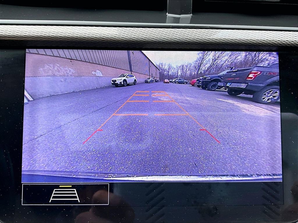 Used 2020 Buick Encore GX Essence w/ Experience Buick Package image 19
