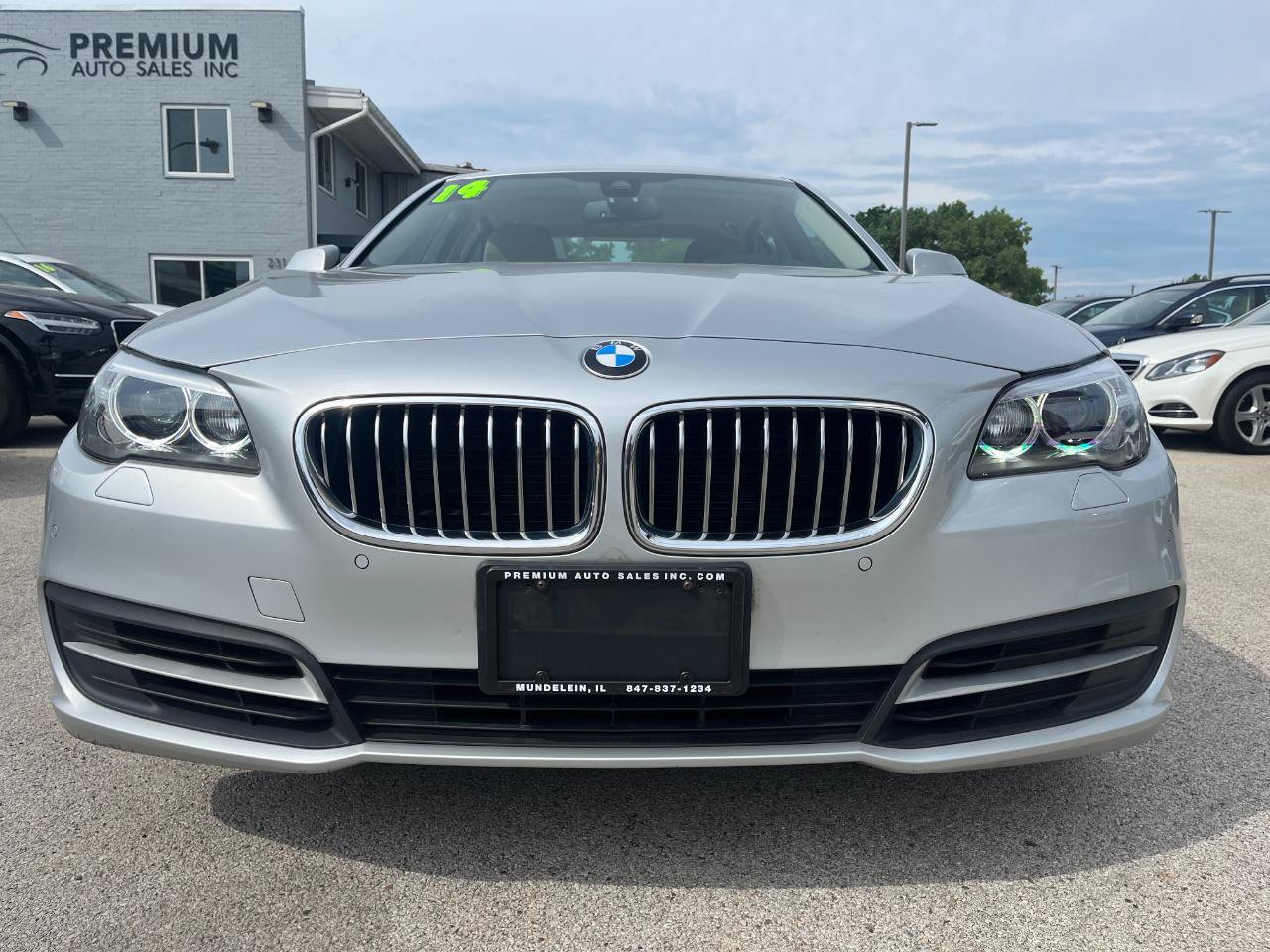 Used 2014 BMW 535d xDrive AWD/4WD image 9