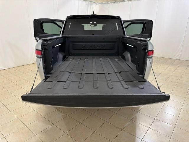 Used 2023 Rivian R1T Adventure Dual AWD/4WD image 28