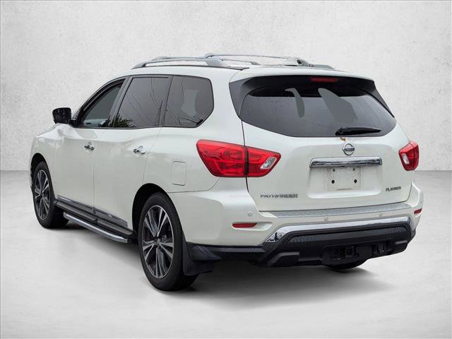 Used 2019 Nissan Pathfinder Platinum w/ Cargo Package image 7