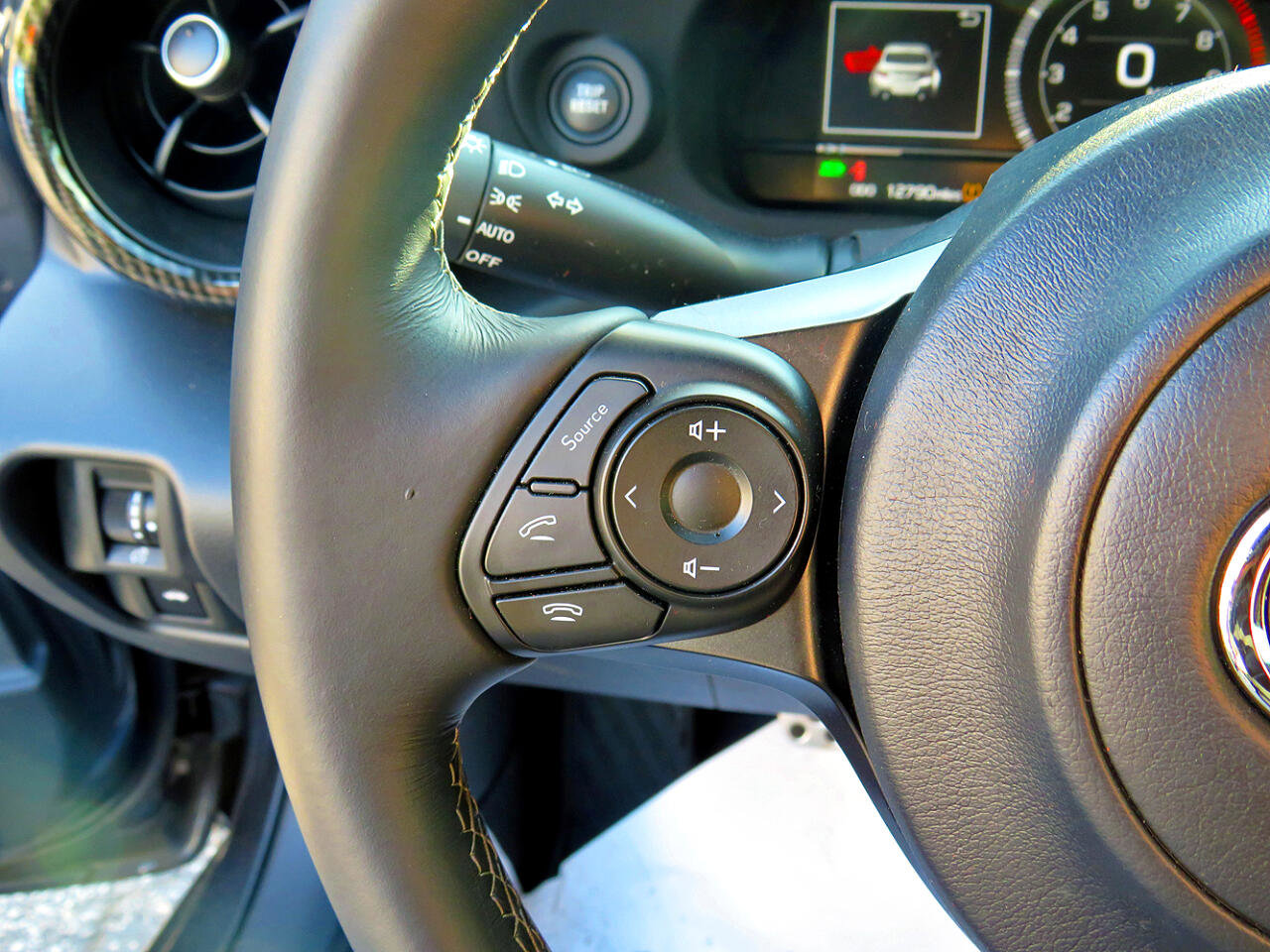 Used 2024 Toyota GR86 Premium image 18