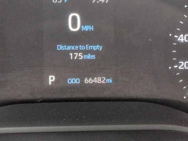 Used 2024 Toyota Sienna LE FWD image 19