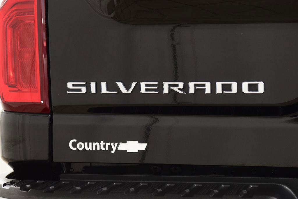 Used 2024 Chevrolet Silverado 2500 LTZ w/ LTZ Plus Package image 27