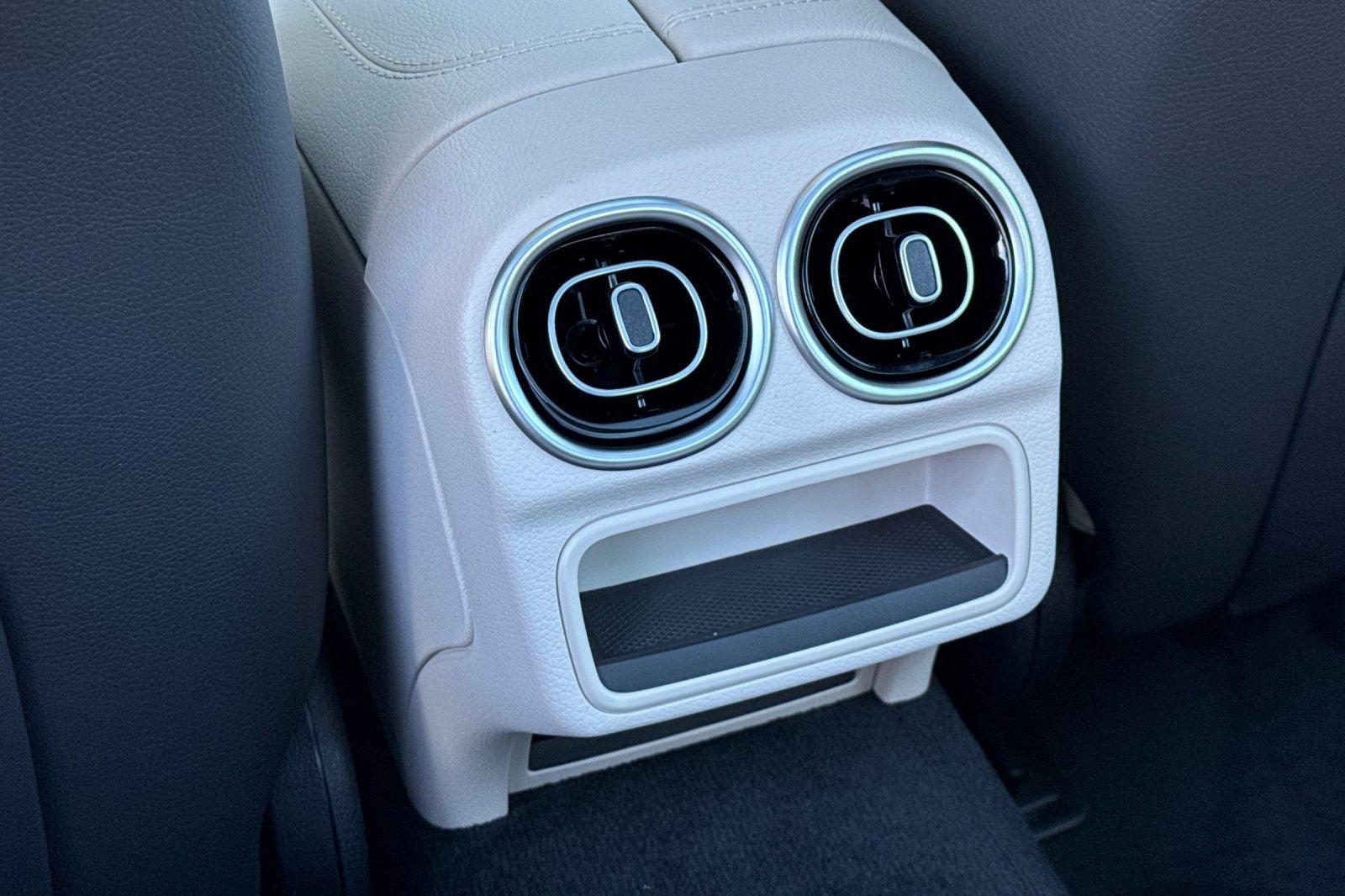 New 2026 Mercedes-Benz C 300 Sedan image 25