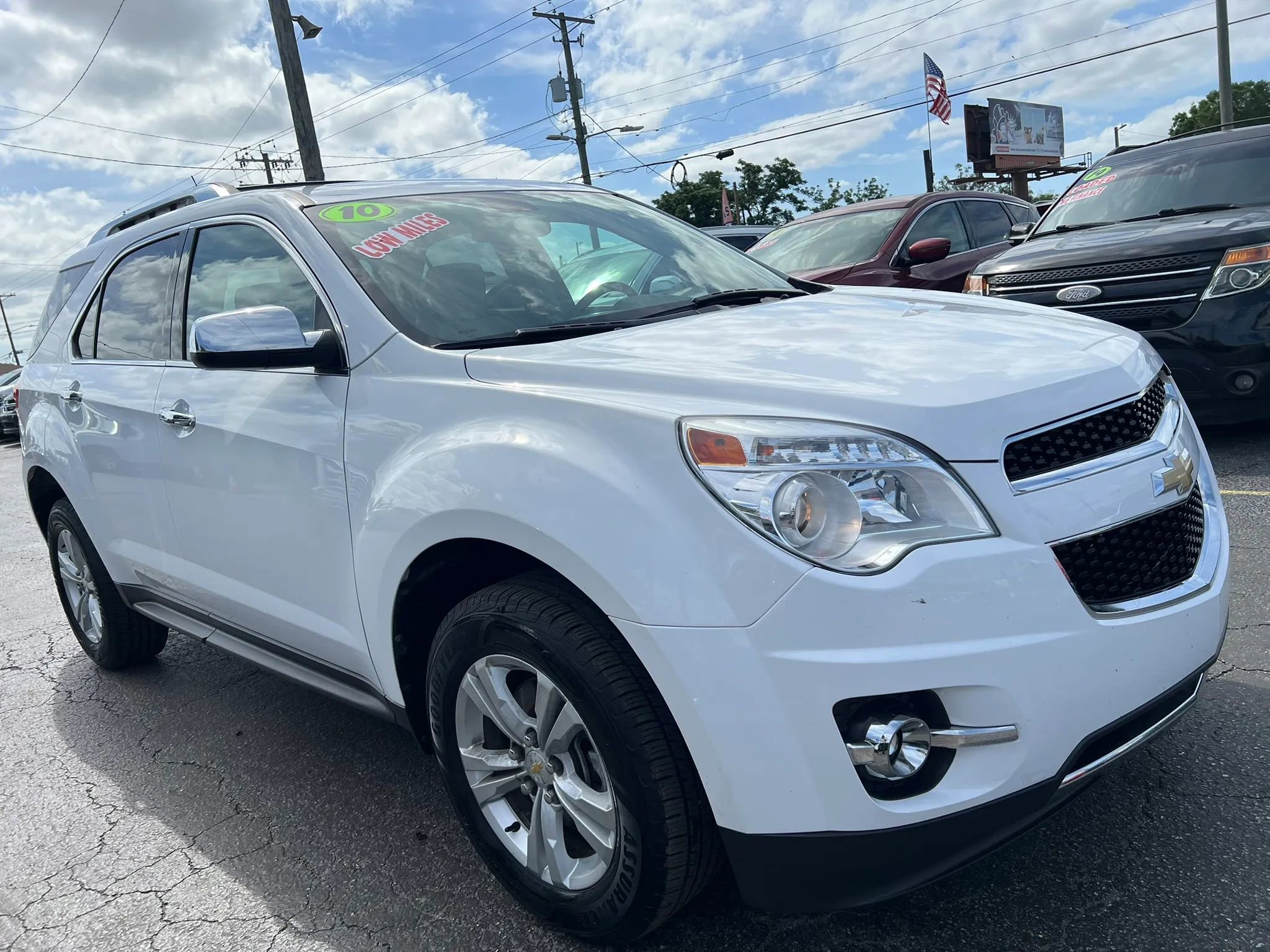 Used 2010 Chevrolet Equinox LTZ image 4