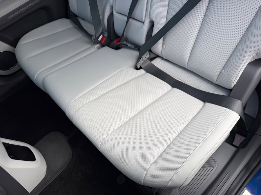 Used 2026 Hyundai Ioniq 5 Limited AWD/4WD image 45