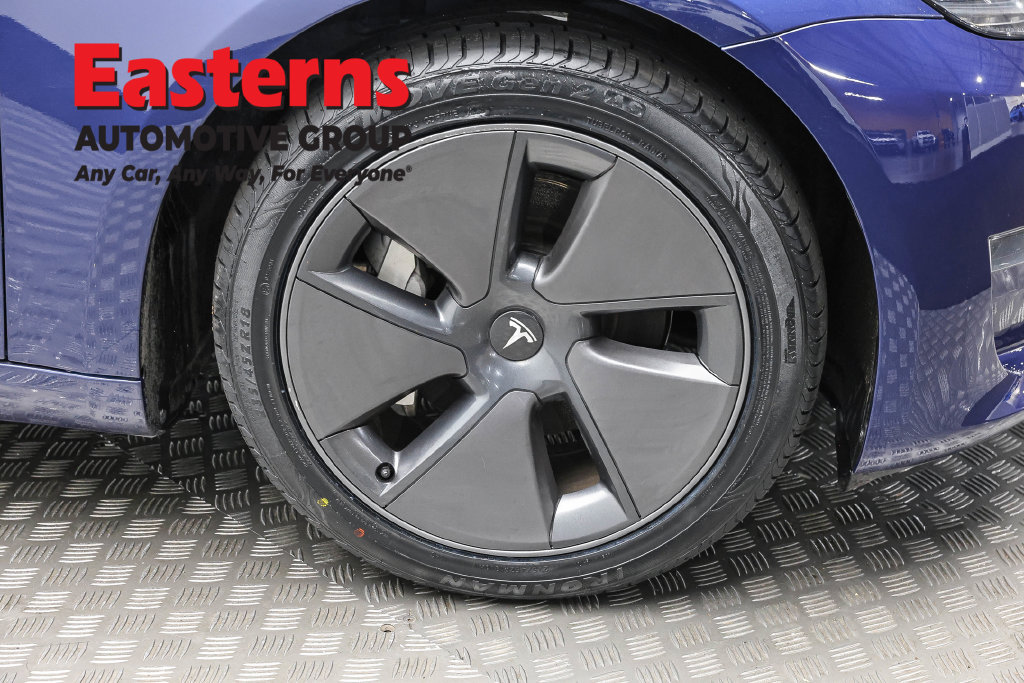 Used 2023 Tesla Model 3 Standard Range RWD image 27