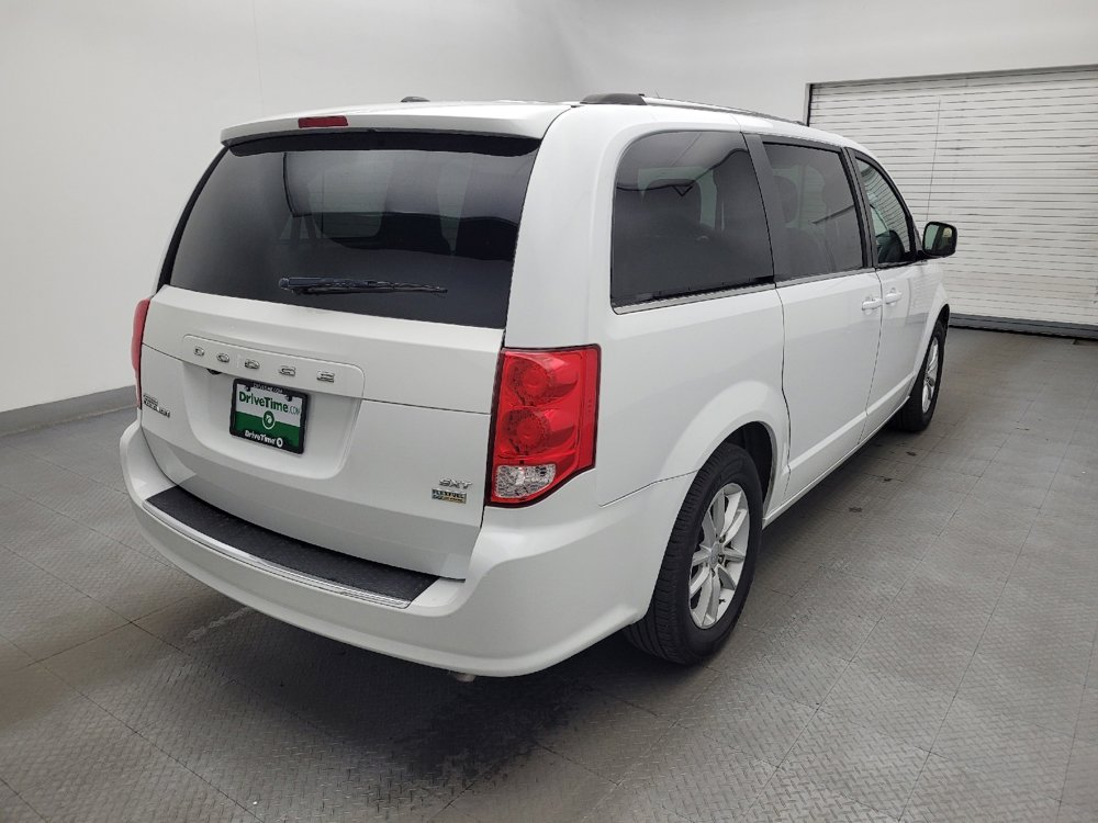 Used 2019 Dodge Grand Caravan SXT image 9