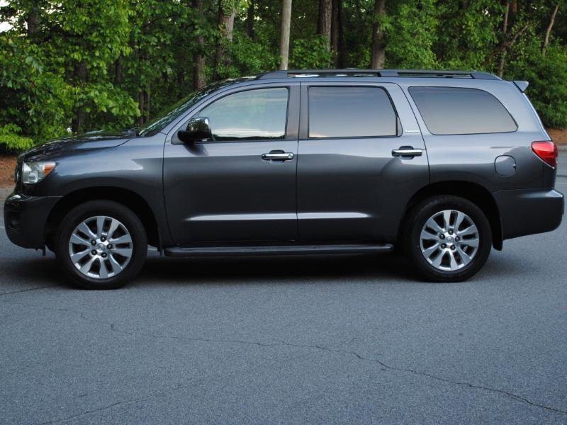 Used 2013 Toyota Sequoia Limited AWD/4WD image 10
