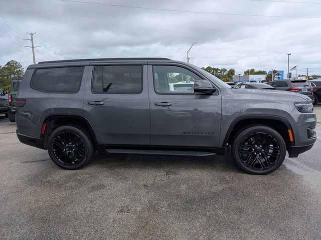 Used 2023 Jeep Wagoneer Series II RWD image 2