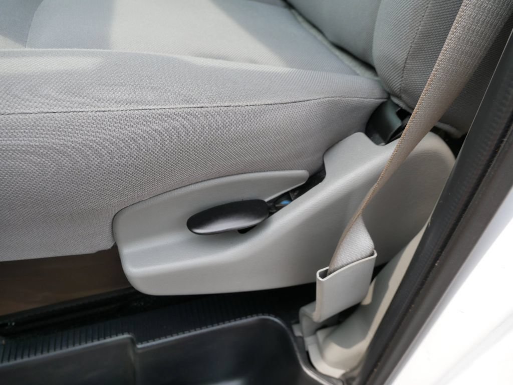 Used 2024 Ford E-450 and Econoline 450 Super Duty w/ Power Windows & Locks Group RWD image 16