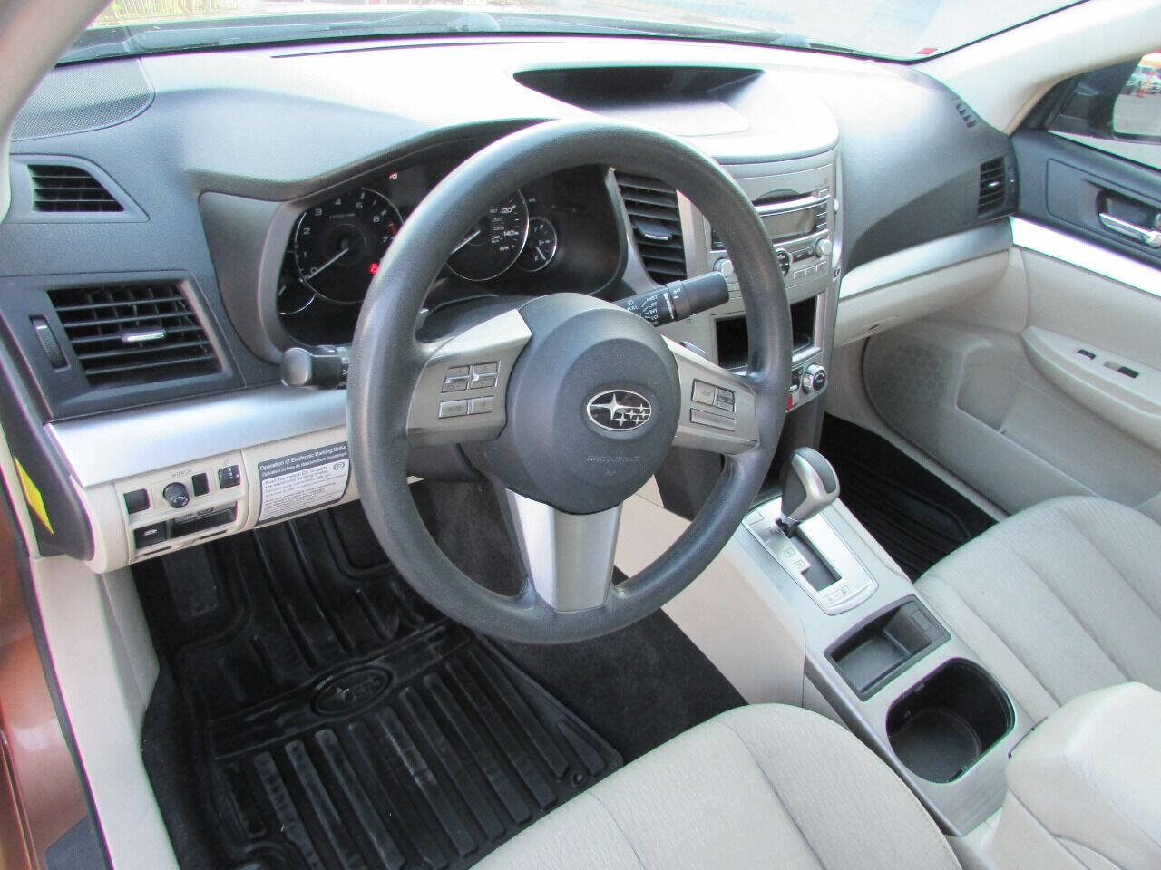 Used 2011 Subaru Legacy 2.5i image 28