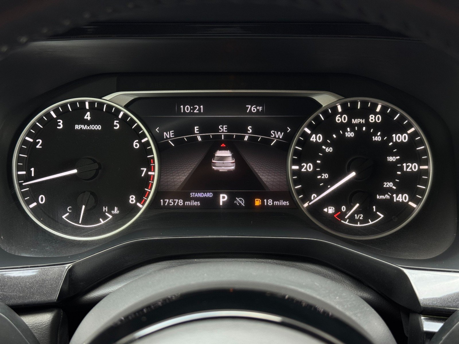 Used 2023 Nissan Pathfinder SL FWD image 17